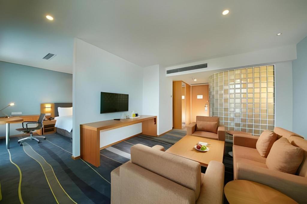 Holiday Inn Express Handan East By Ihg Exterior photo